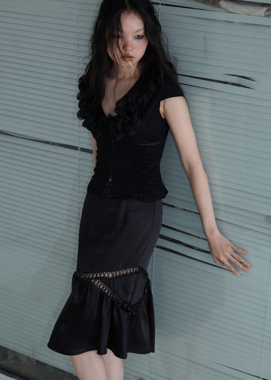 Black Petal-Detail Top